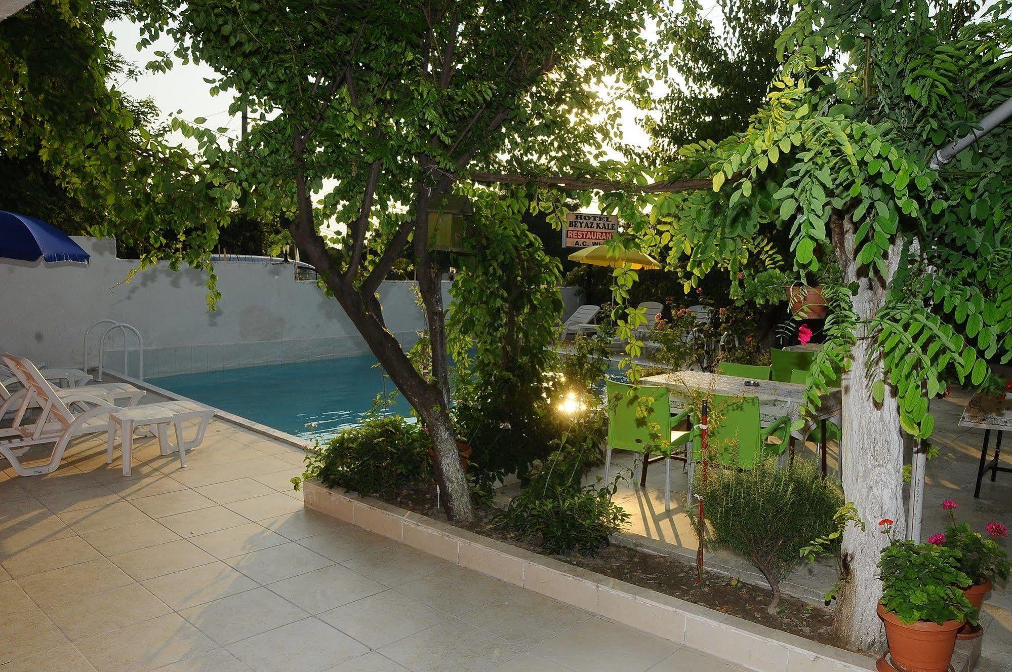 פמוקלה Beyaz Kale Hotel מראה חיצוני תמונה